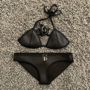 ❌❌SOLD❌❌Triangl bikini set 🖤